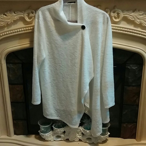 Versital Sweaters - Versital White Lite & Cozy Shrug OS Asymetrical